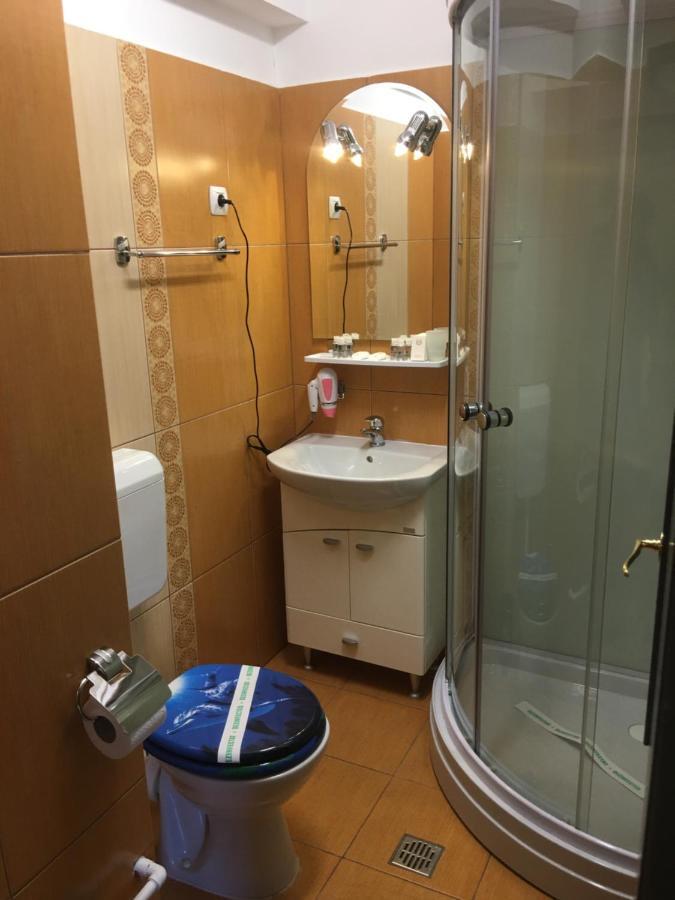 Sinaia Chic Minisuite Mirage-Self Check-In&Free Parking Luaran gambar
